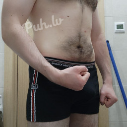 Ihor, 27