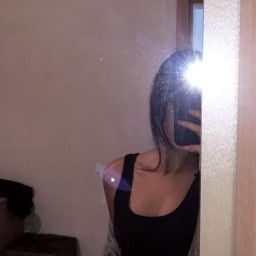 Adriana, 26