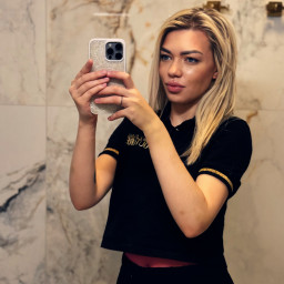Margo, 25