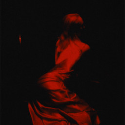 Tava Femme Fatale, 26