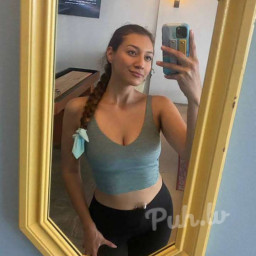 Lauriane, 27